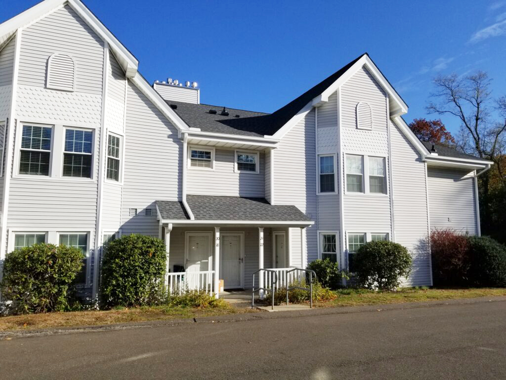 Unit 22 Greenview Lane GLENWOOD CONDOS